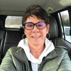 Meet your Posher, Vickie